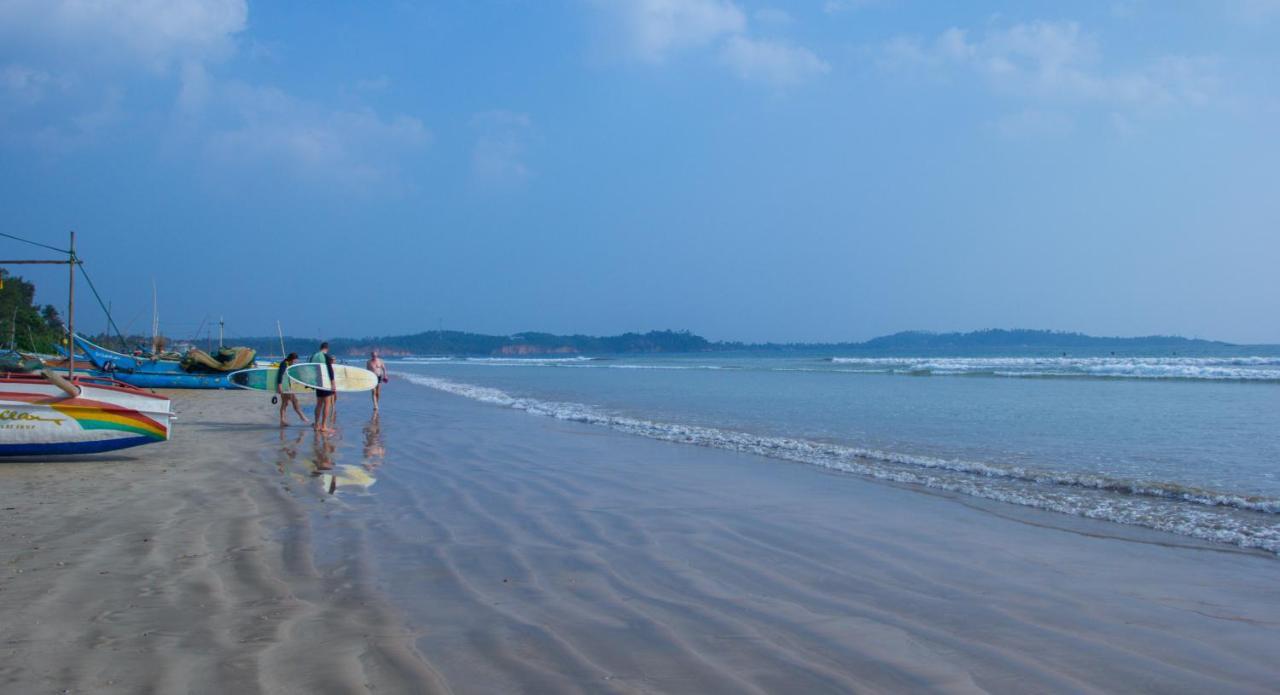 Crystal Villa เวลิกามา ภายนอก รูปภาพ