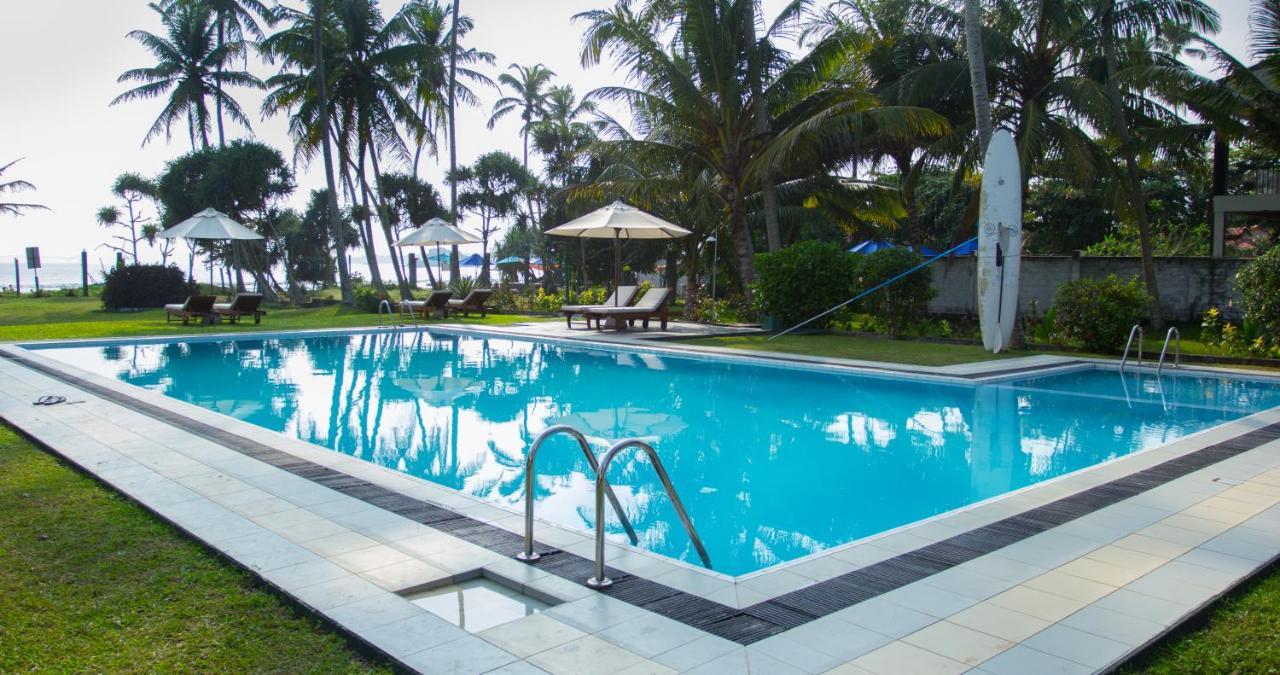 Crystal Villa เวลิกามา ภายนอก รูปภาพ