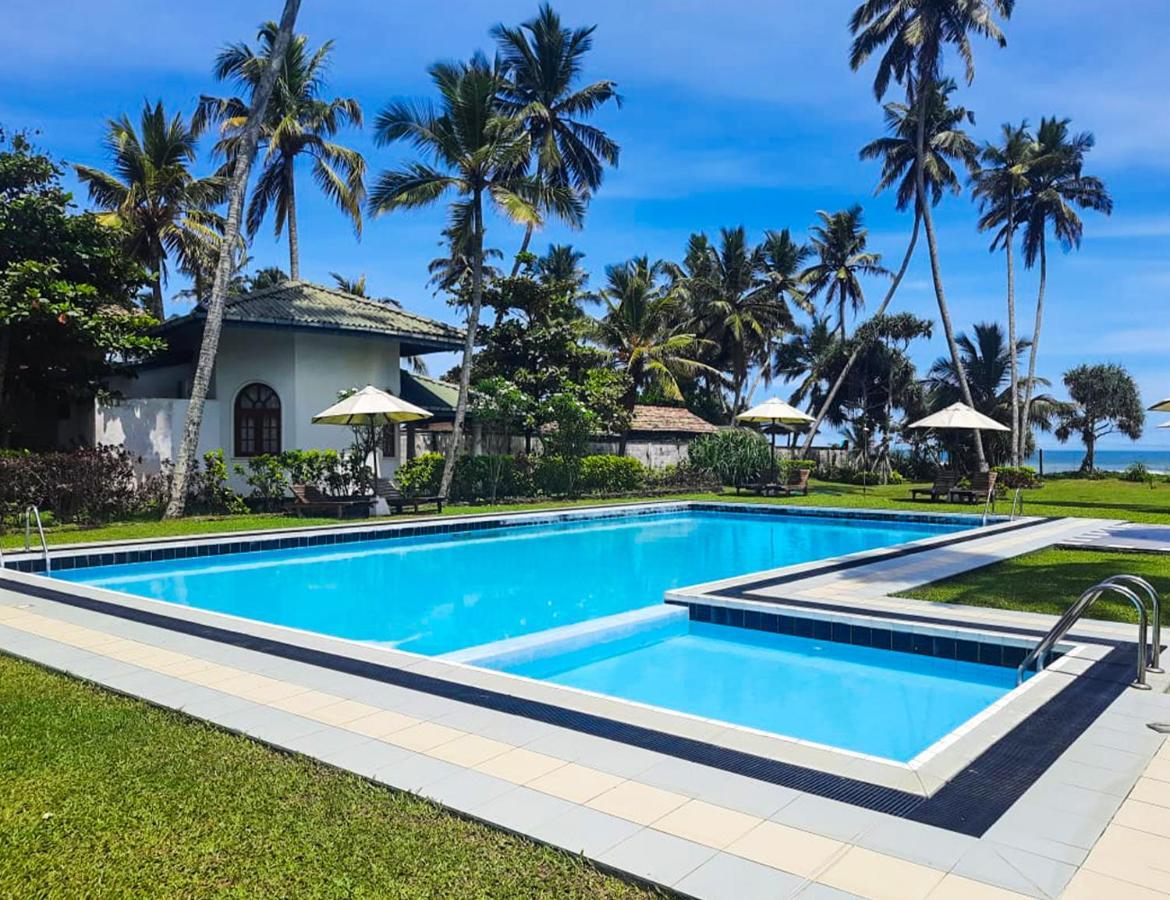 Crystal Villa เวลิกามา ภายนอก รูปภาพ